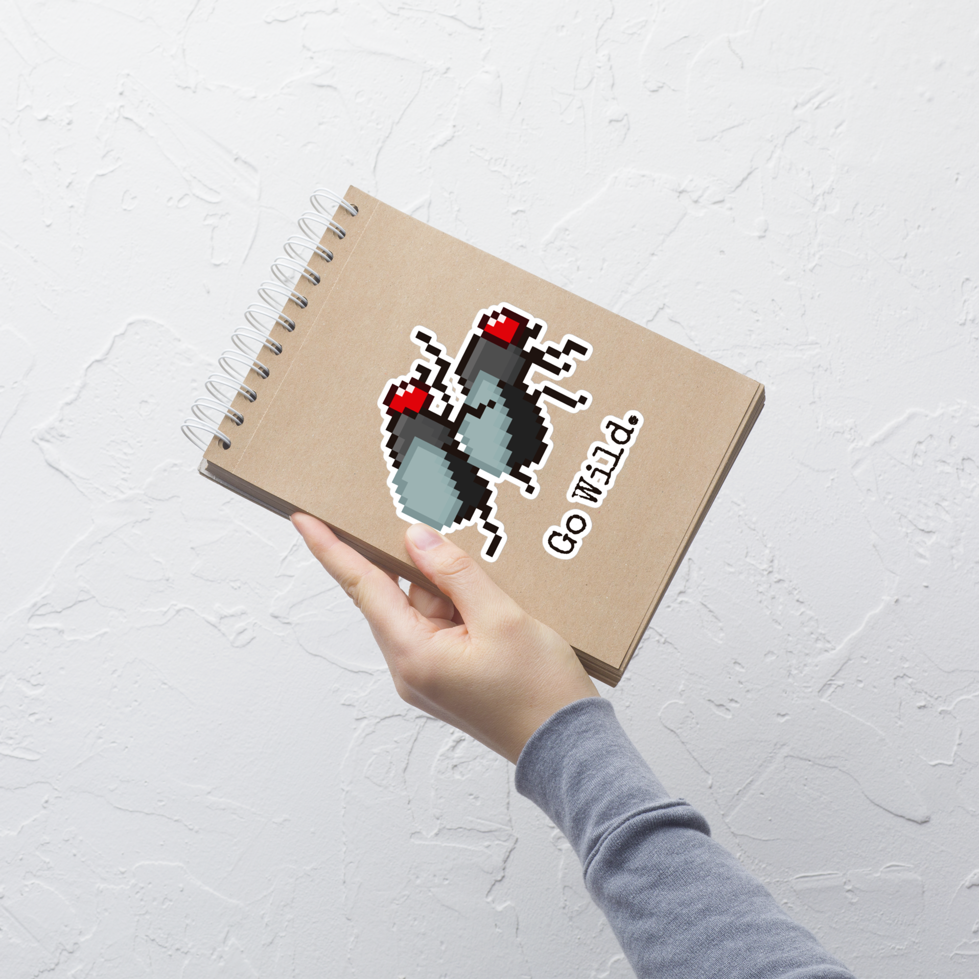 מדבקה GO WILD זבובים